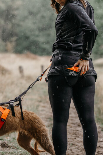 CaniX belt 3.0_21_lifestyle_black